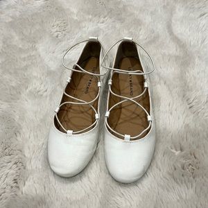 Dress shoes